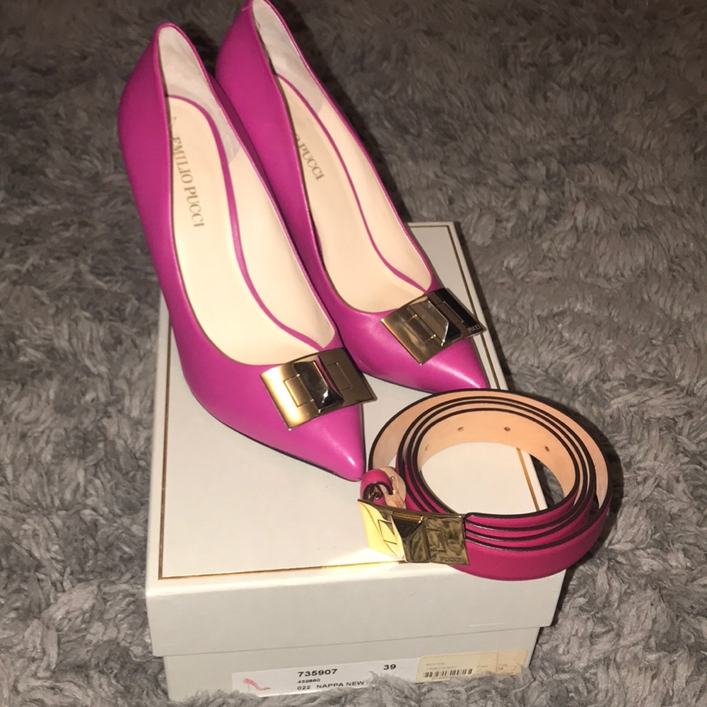 Emilio Pucci Lotus Heels Magenta w/ Gold Buckle 39